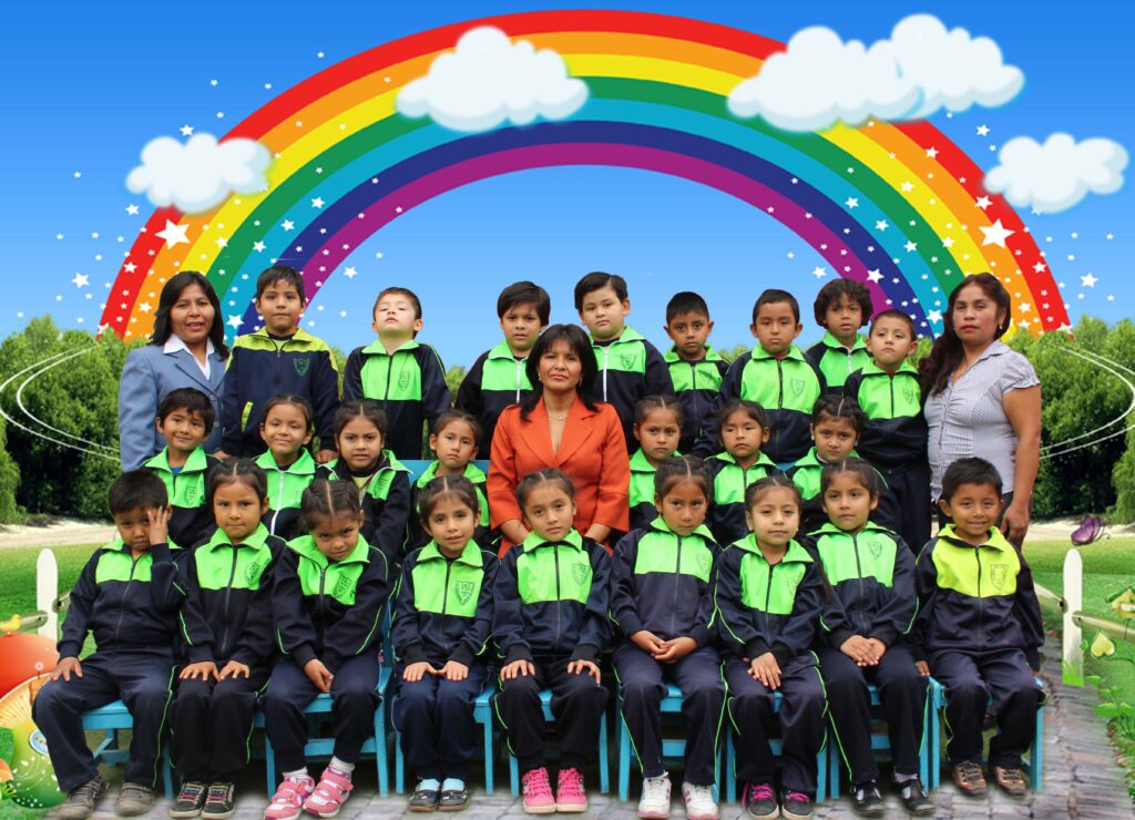 Foto Grupal Inicial Colegio Niño Jesús de Praga